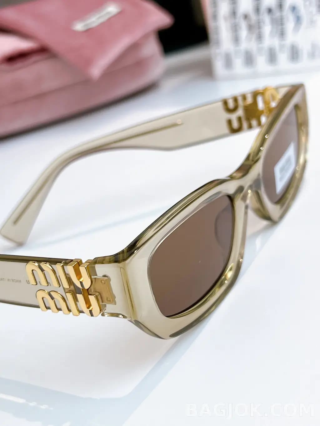 미우미우 MIU MIU SMU B04-F Sunglasses 상세 이미지