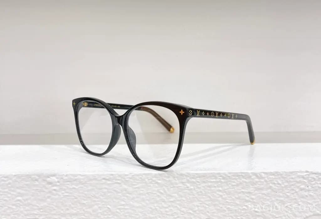 루이비통 LOUIS VUITTON Cat-eye Glasses 상세 이미지