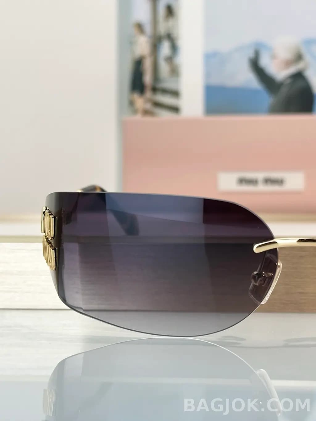 미우미우 MIU MIU SMUA51 Sunglasses 상세 이미지