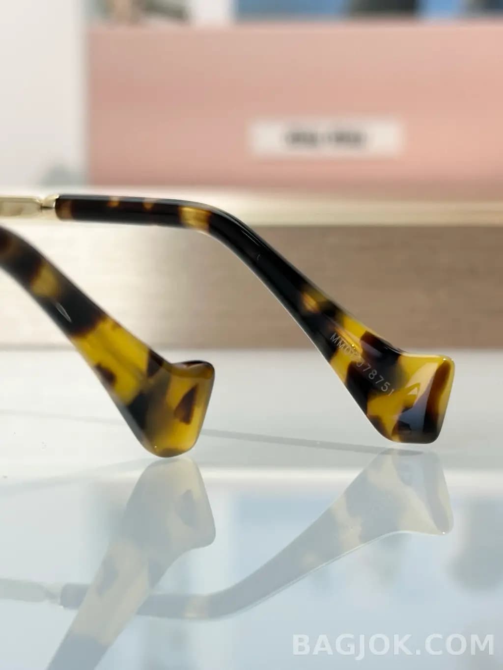 미우미우 MIU MIU SMUA51 Sunglasses 상세 이미지