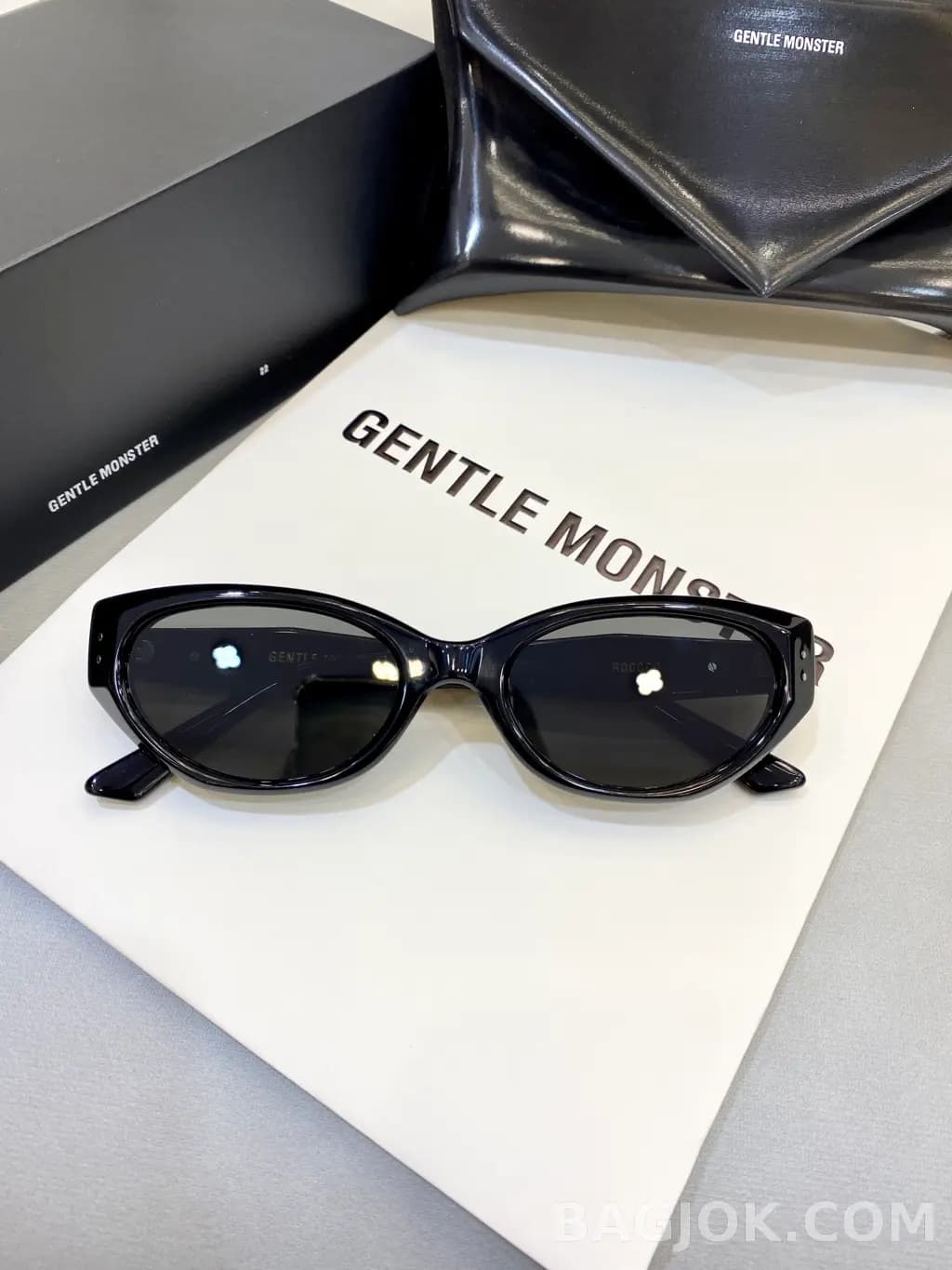 젠틀 몬스터 GENTLE MONSTER ROCOCO Sunglasses 상세 이미지
