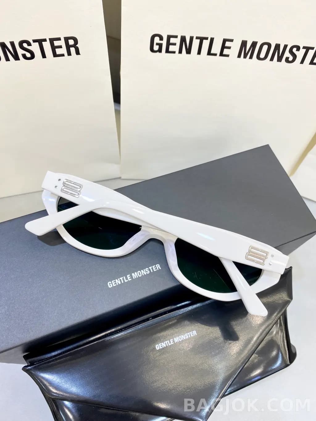 젠틀 몬스터 GENTLE MONSTER ROCOCO Sunglasses 상세 이미지