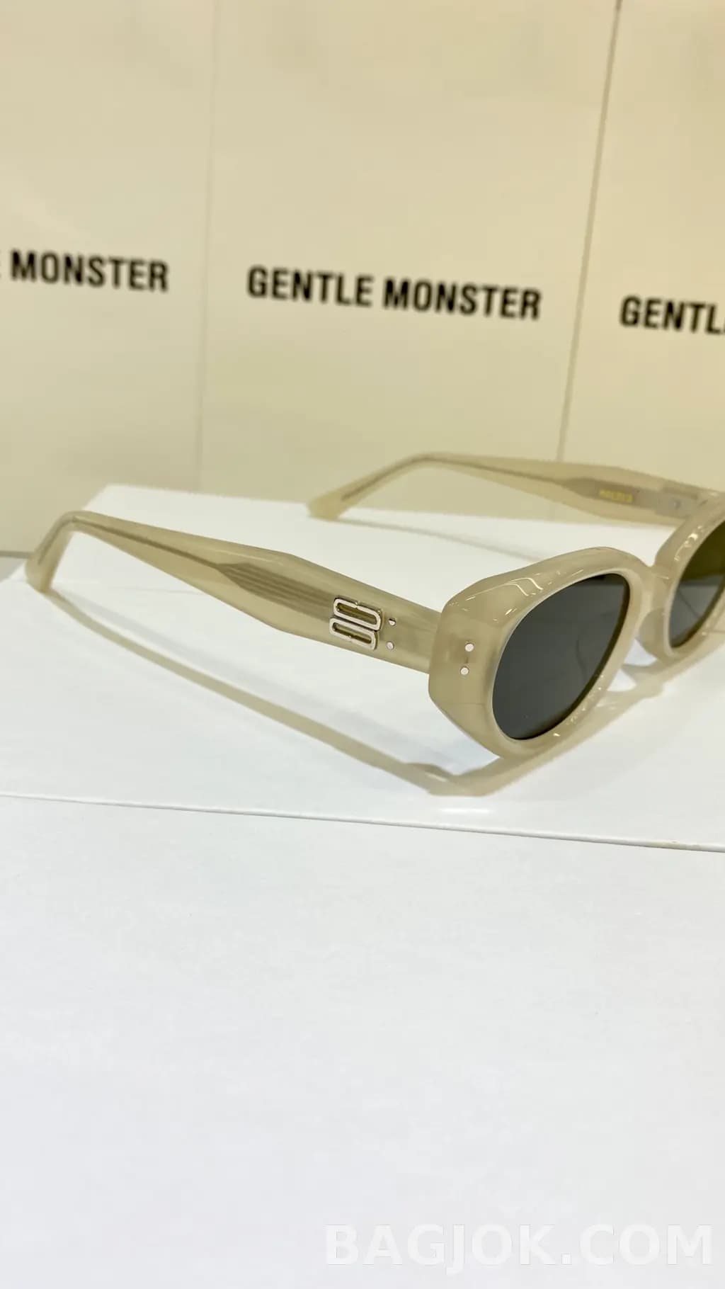 젠틀 몬스터 GENTLE MONSTER ROCOCO Sunglasses 상세 이미지