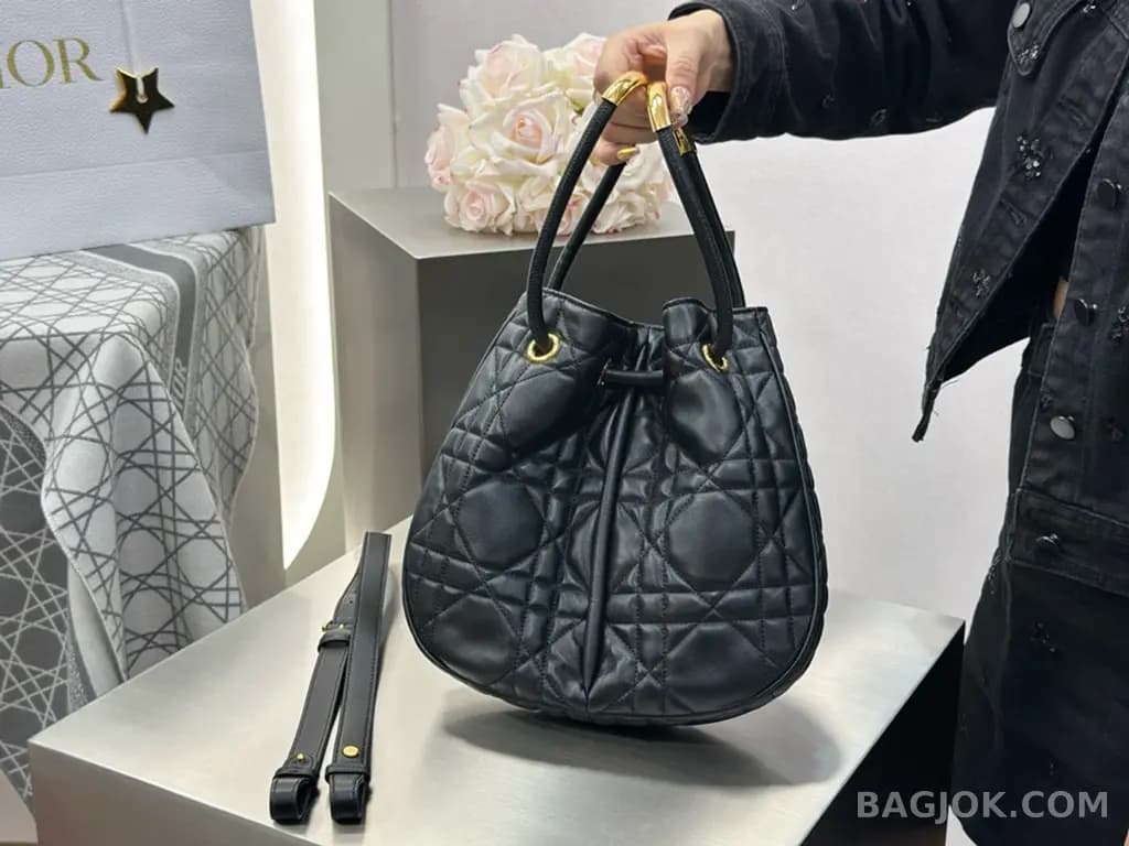 디올 디올 매크로까나쥬 노리타 숄더백 미디움 상세 이미지