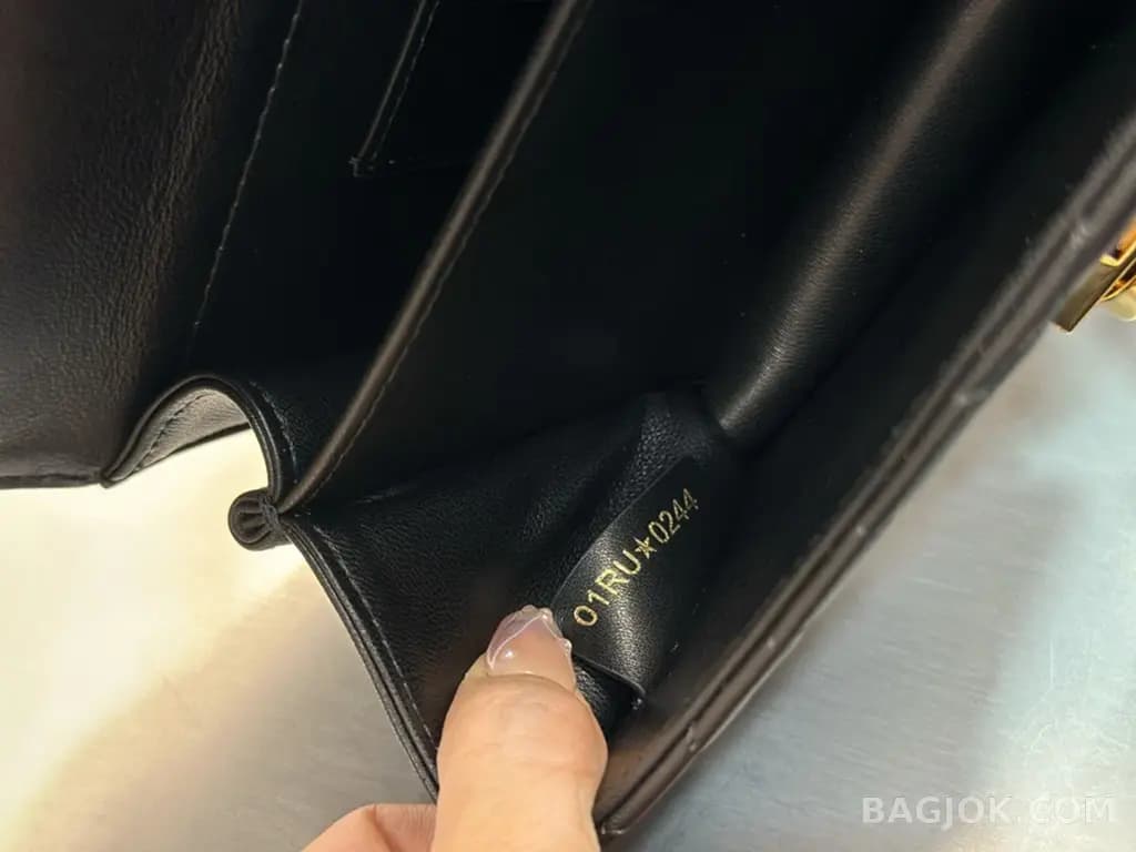 디올 디올 매크로까나쥬 앙주백 상세 이미지