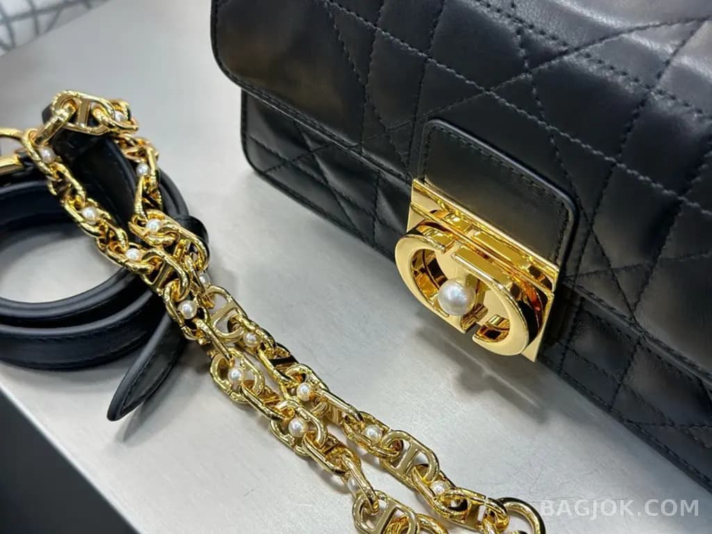 디올 디올 매크로까나쥬 앙주백 상세 이미지