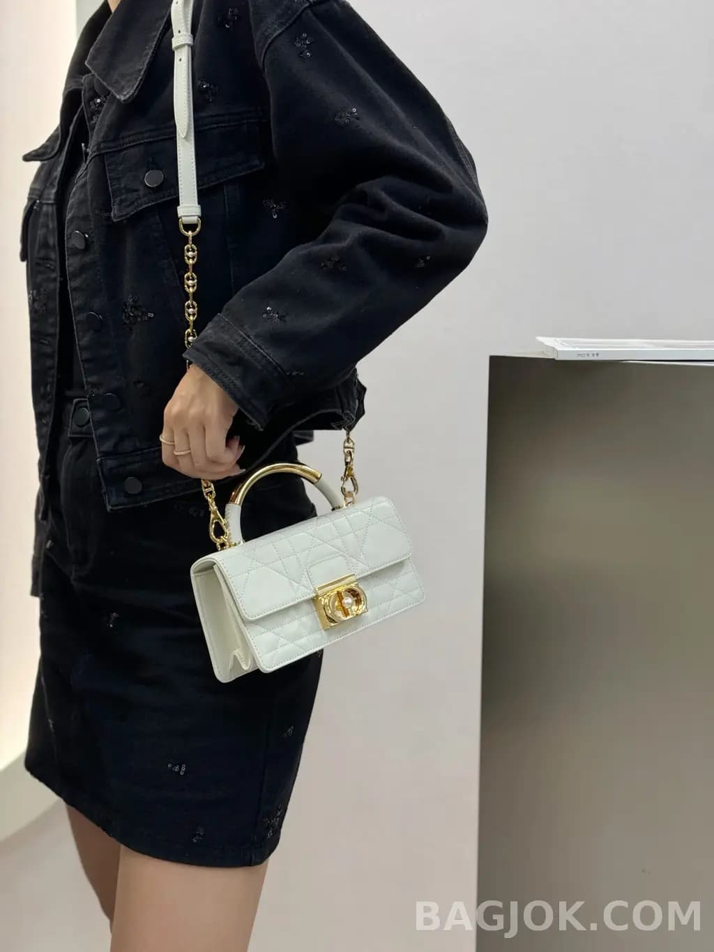 디올 디올 매크로까나쥬 앙주백 상세 이미지