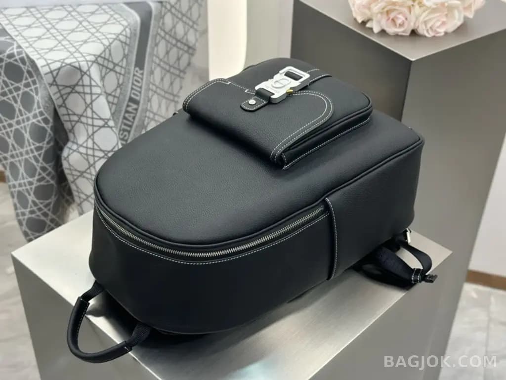 디올 디올 새들 지퍼 백팩 상세 이미지