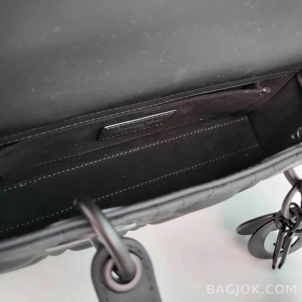 디올 디올 울트라 매트 디조이백 스몰 상세 이미지