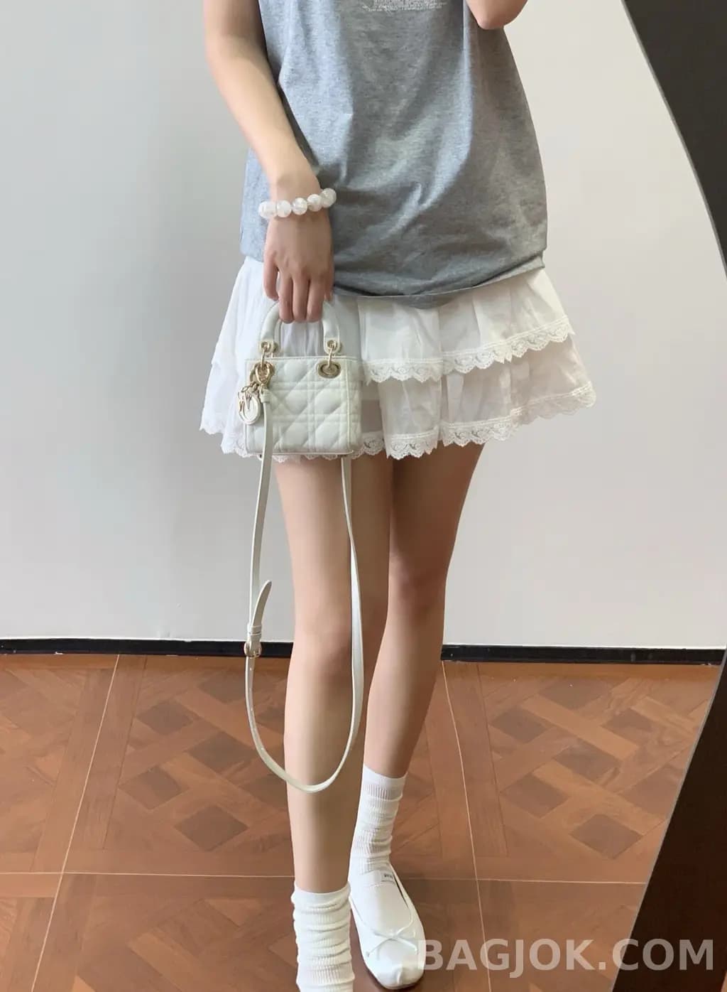 디올 디올 레이디백 마이크로 (램스킨) 상세 이미지