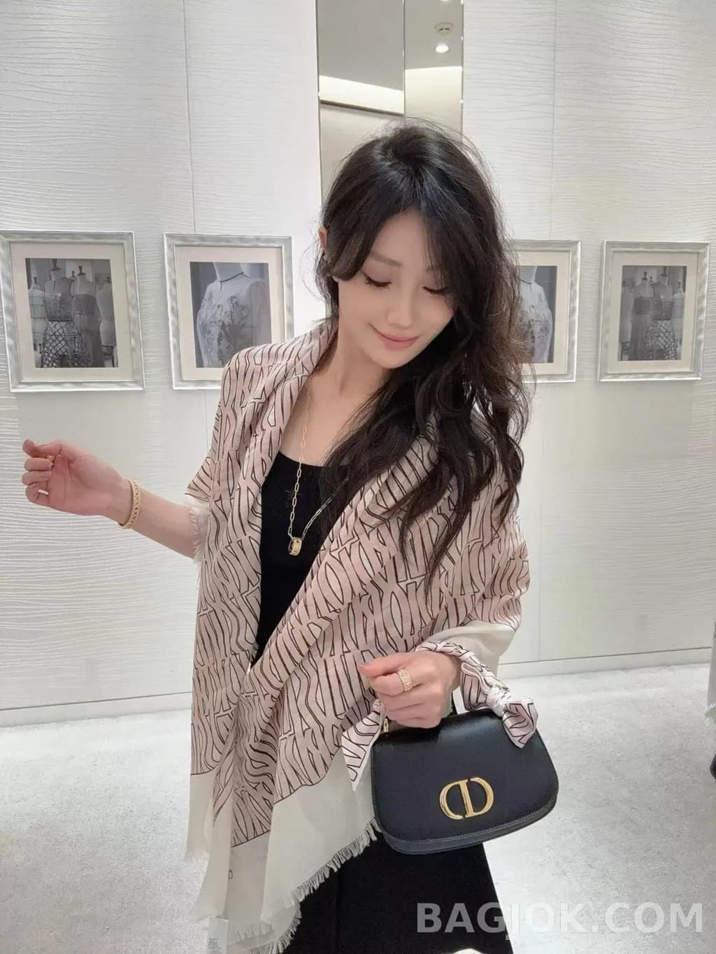 디올 디올 30 몽테인 에비뉴 미디엄 탑 핸들백 상세 이미지