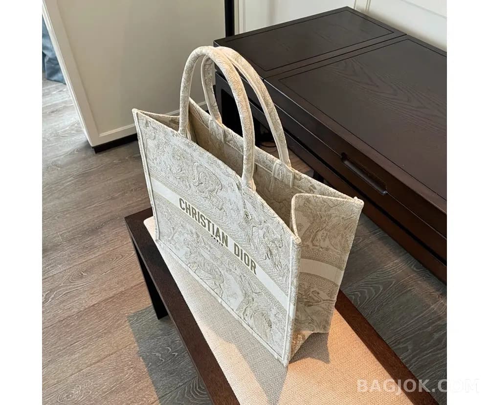 디올 디올 트왈 드 주이 리버스 자수 북 토트백 라지 상세 이미지