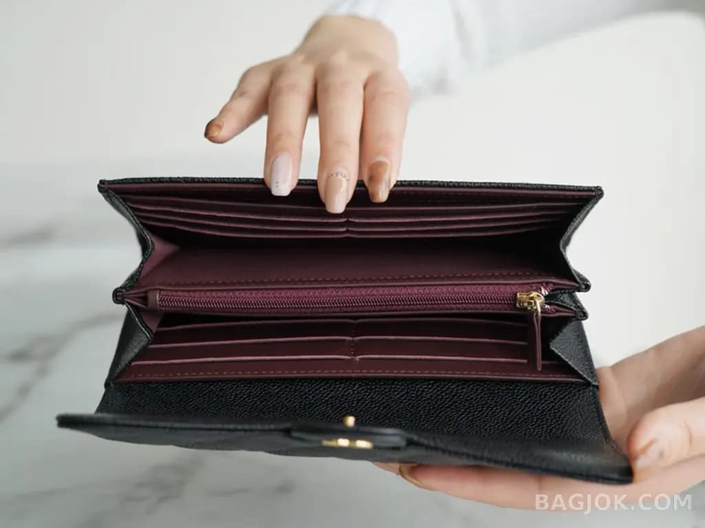 샤넬 C 클래식 플랩 장지갑 캐비어 상세 이미지
