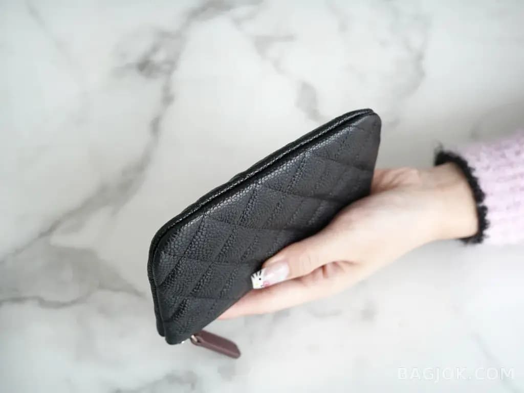 샤넬 C 클래식 스몰 파우치 상세 이미지