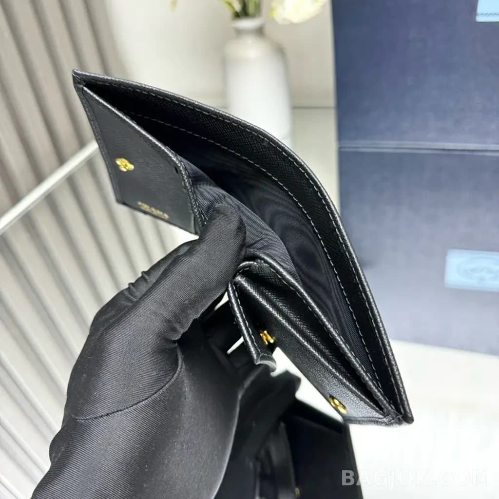 프라다 프라다 비텔로 사피아노 반지갑 상세 이미지